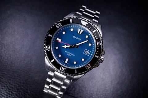 Zegarek Męski Casio MDV-10D-2A1+ BOX