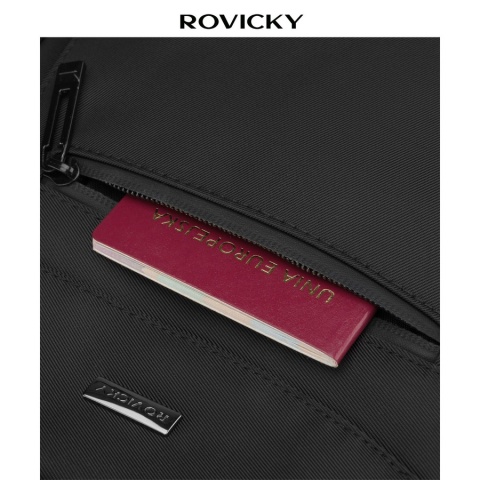 Duży, podróżny plecak z poliestru w czarnym kolorze, idealny na bagaż podręczny - Rovicky