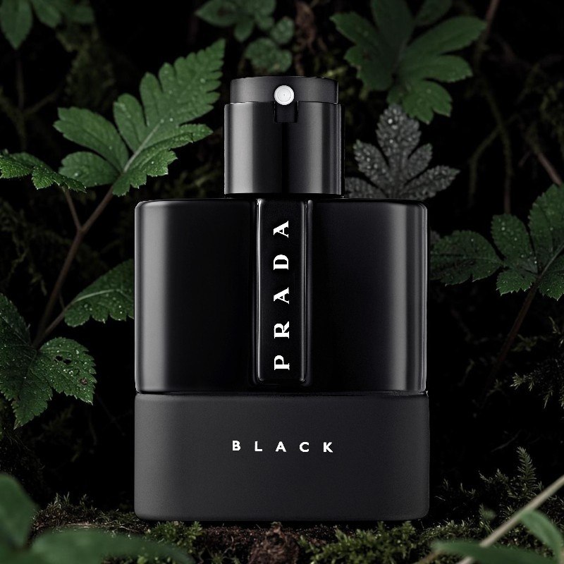 Prada Luna Rossa Black